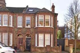 3 bedroom Flat for s...